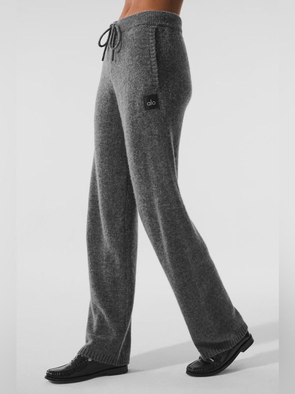 ALO Wool Cashmere New Class Sweatpant in Platinum Grey - Small